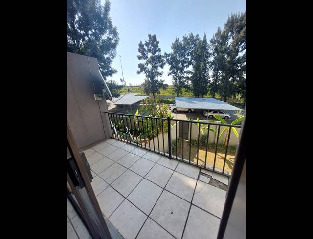 1 BEDROOM APARTMENT FOR SALE IN PETERVALE